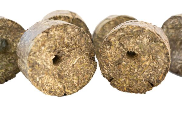 278955 Lax Luzerne blok met gat voor Paarden