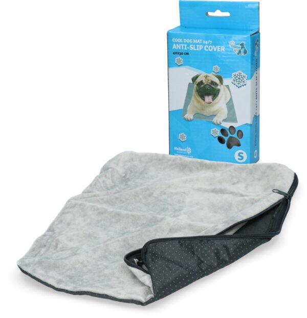 302860 CoolPets Dog Mat 24/7 Anti-Slip Cover (40x30cm) S