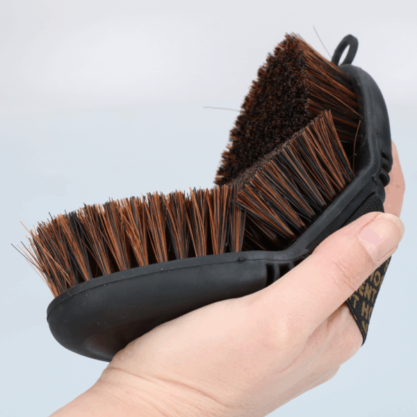 308805 Excellent Horse Flexi Brush Soft Black